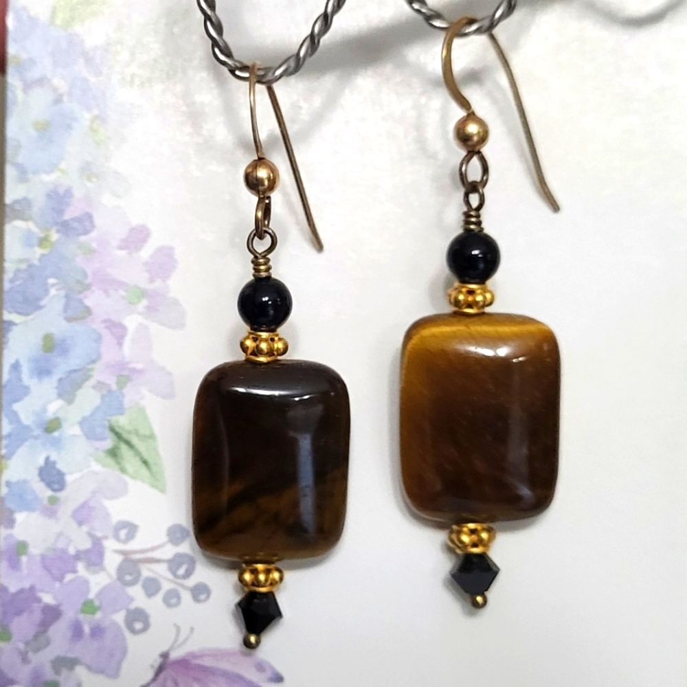 Elegant Gold and Black Dangle Earrings